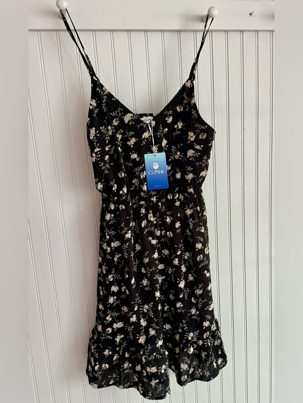 Cupshe Black Floral Spaghetti-Strap Mini Dress Size Small